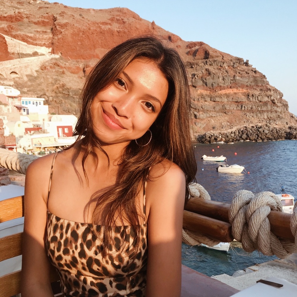 Meet your Posher, Danielle